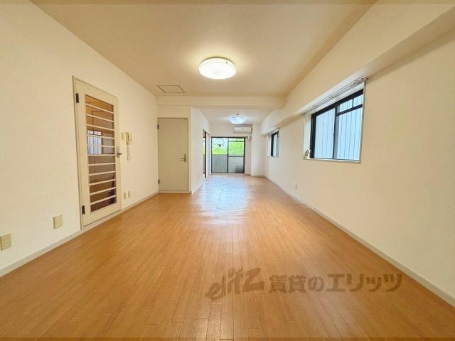 居室・リビング　居室