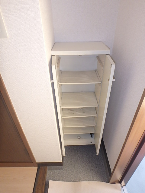 玄関　下駄箱あり☆