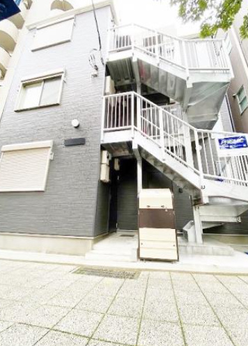 エントランス　ポルトボヌール黄金町