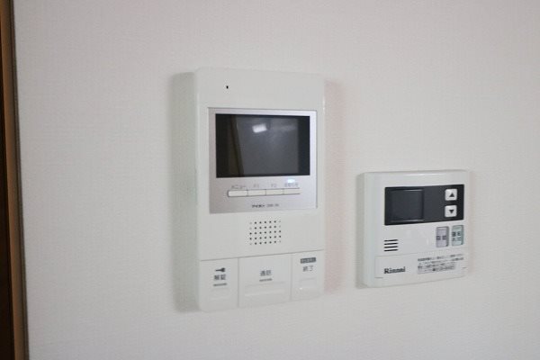 セキュリティ　TVモニター付インターホン