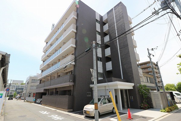 建物外観　近鉄十条駅より徒歩10分