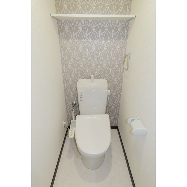 トイレ　落ち着いたトイレです