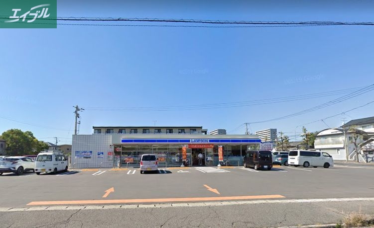コンビニ　ローソン 岡山桜橋三丁目店（コンビニ）まで322m