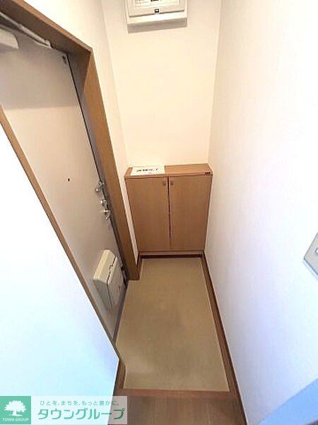 玄関　お問合せはタウンハウジングまで！※現地待合わせ相談可能