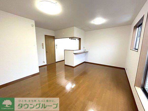 居室・リビング　お問合せはタウンハウジングまで！※現地待合わせ相談可能