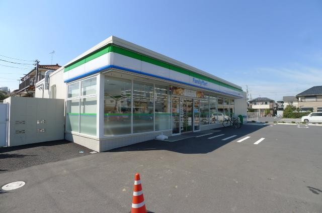 コンビニ　ファミリーマート（コンビニ）まで172m