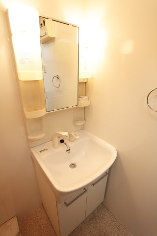 洗面設備　シャンプードレッサ