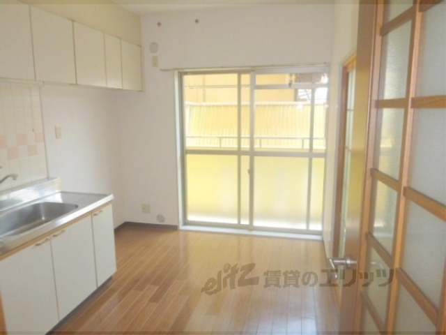 居室・リビング　居室