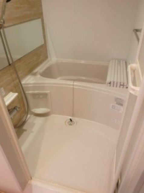 バス・シャワールーム　バスルーム