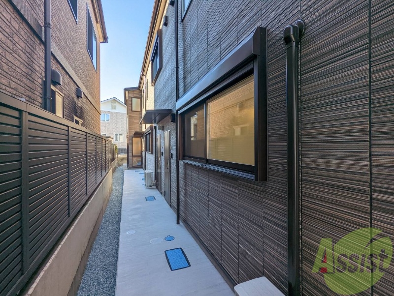 バルコニー　写真は同物件の別部屋、間取りになります。ご参考下さい。