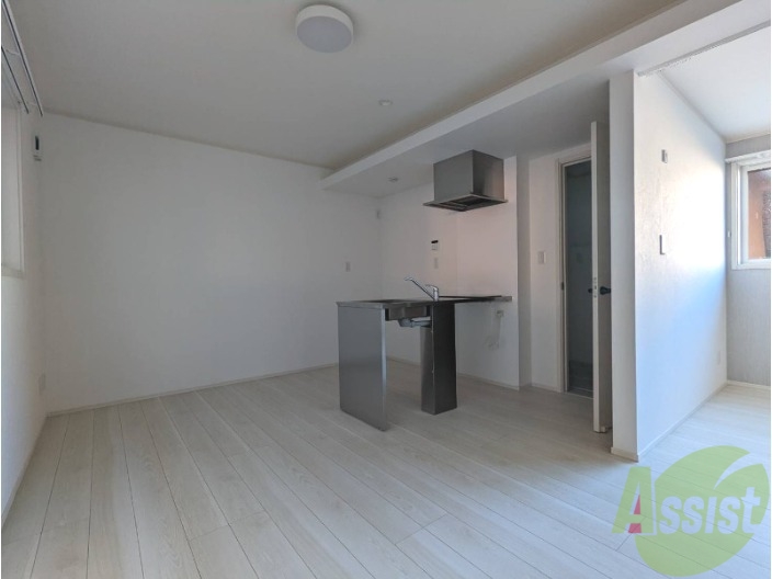 居室・リビング　写真は同物件の別部屋、間取りになります。ご参考下さい。