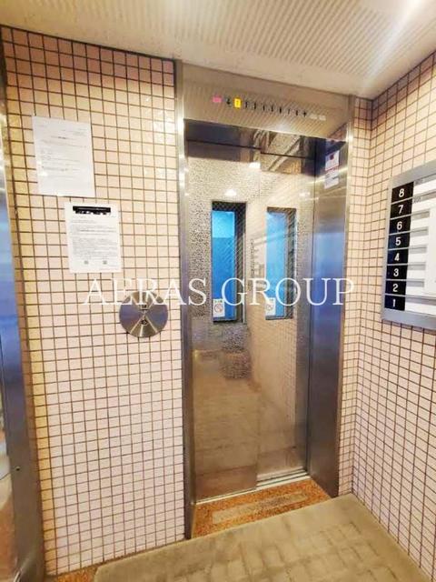 その他　エレベーター付き