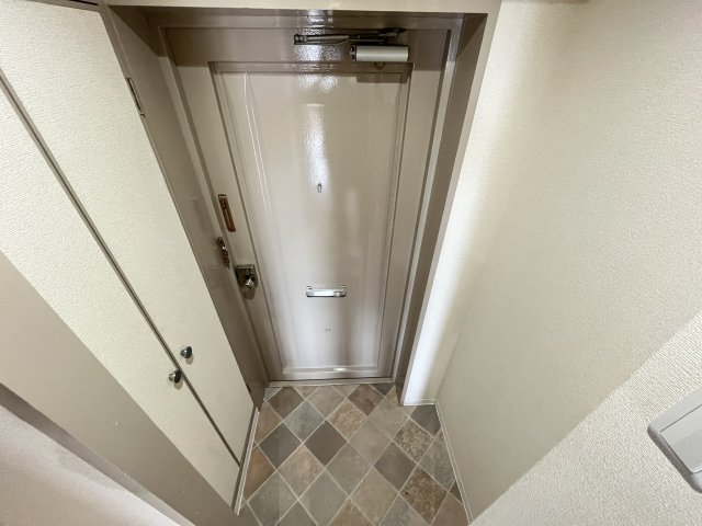 玄関　落ち着いた玄関です
