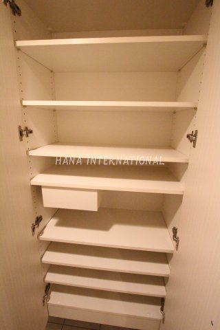 玄関　※別号室参考写真