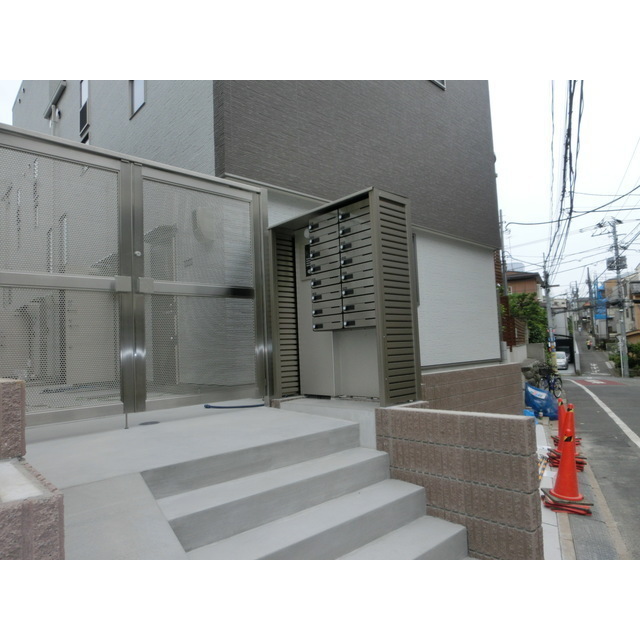 エントランス　エントランス