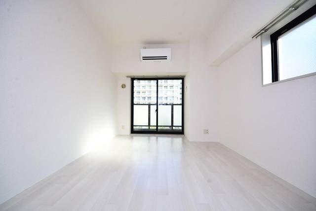 居室・リビング　※別部屋参考写真