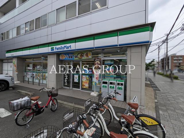 コンビニ　ファミリーマート 横浜公田町店（コンビニ）まで243m