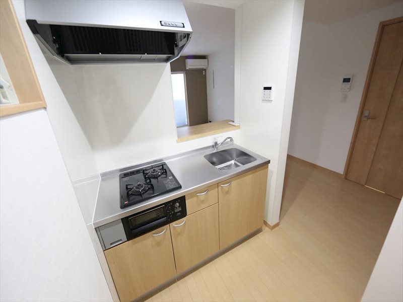 キッチン　システムキッチン（ガス2口コンログリル付）