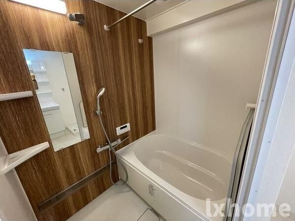 バス・シャワールーム　きれいなお風呂です