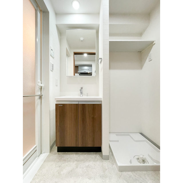 洗面設備　同一仕様写真