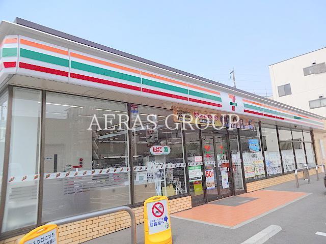 コンビニ　セブンイレブンさいたま鹿手袋3丁目店（コンビニ）まで474m