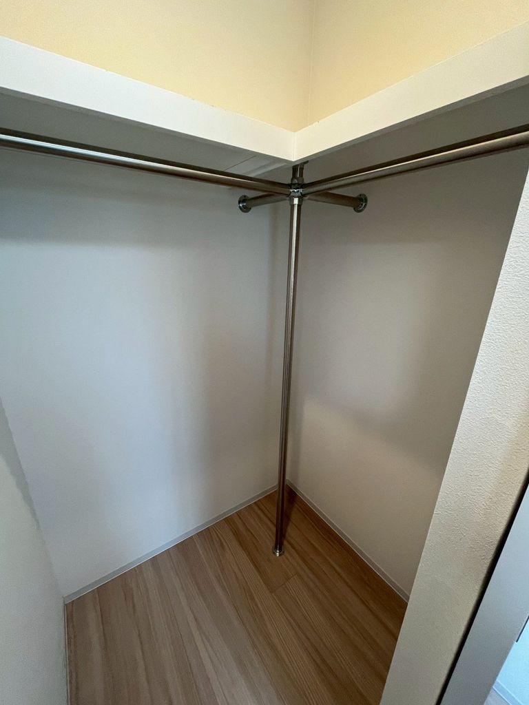 収納　同間取り反転タイプ