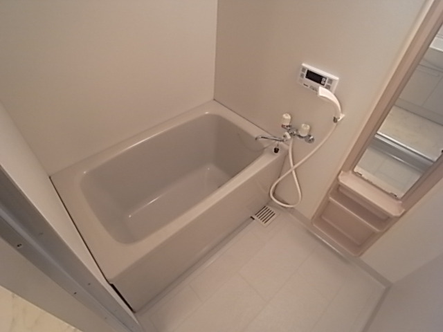 バス・シャワールーム　バスルーム