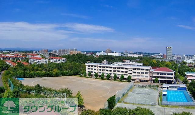 その他　多摩市立落合中学校（その他）まで3370m