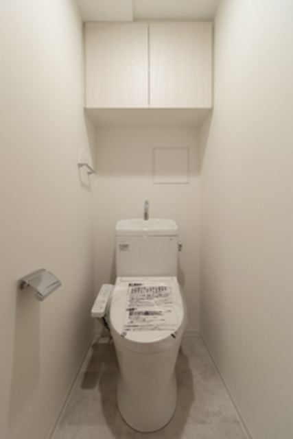 トイレ　※写真は同タイプ住戸です。