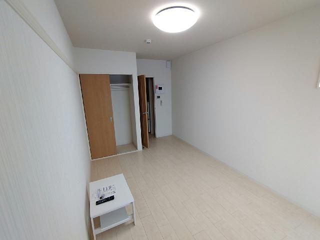 居室・リビング　フローリング