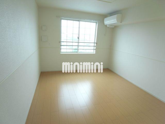 その他部屋・スペース　エアコン有り洋間です。