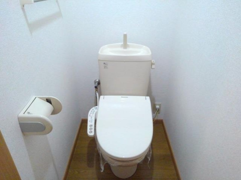 トイレ　図面と現状に相違がある場合には現状を優先