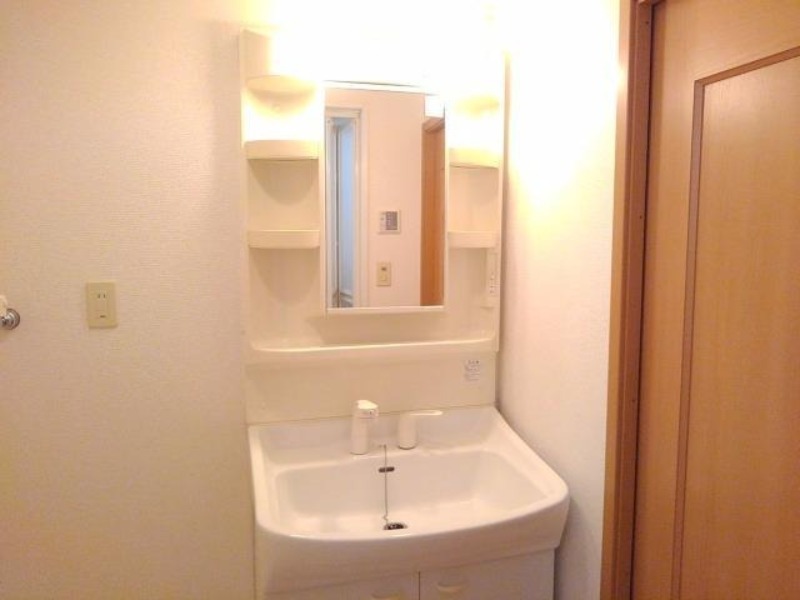 洗面設備　図面と現状に相違がある場合には現状を優先