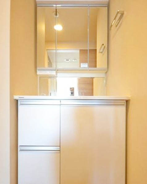 洗面設備　★収納付き、独立洗面台★