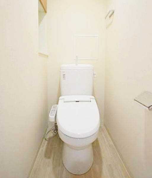 トイレ　★温水洗浄便座★