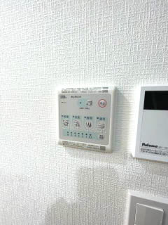 その他設備　浴室乾燥機付き