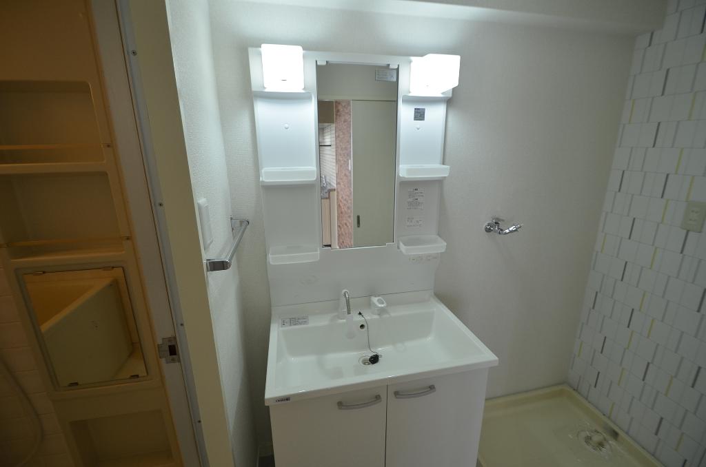 洗面設備　洗髪洗面化粧台