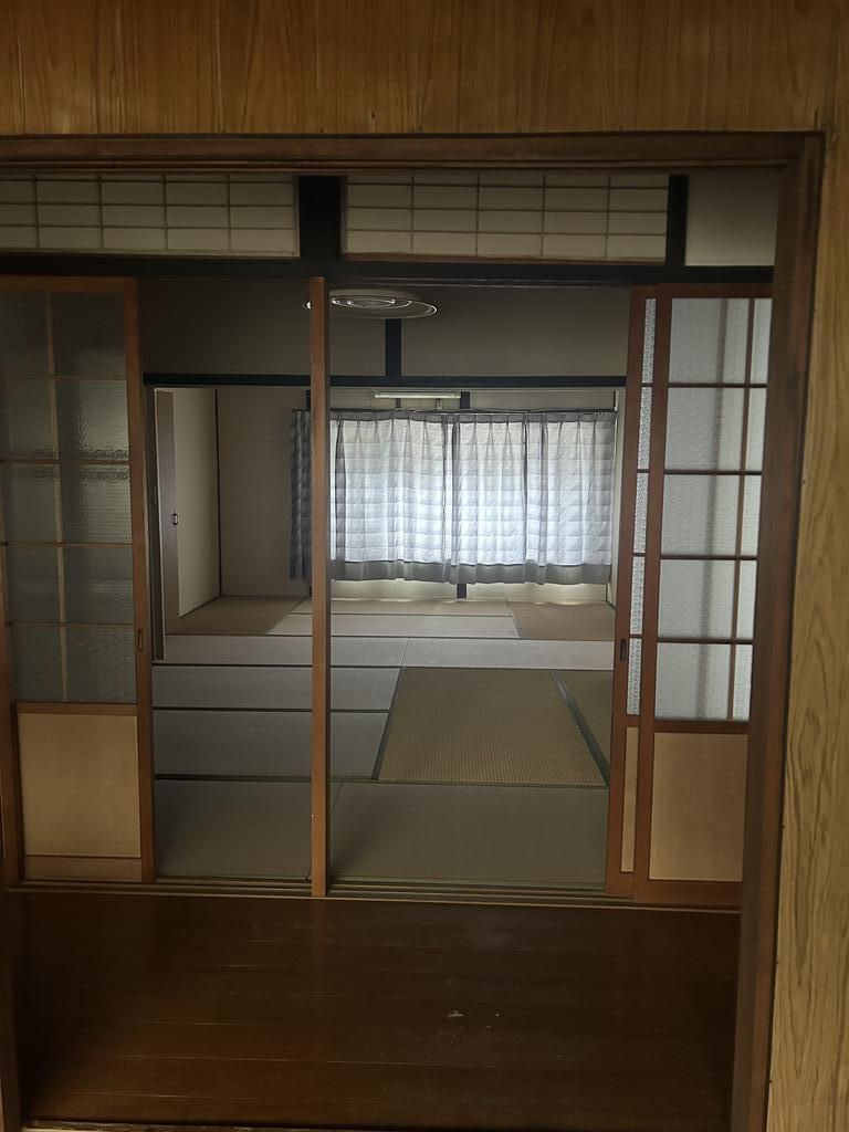 上阿達町1階東貸家の内装写真