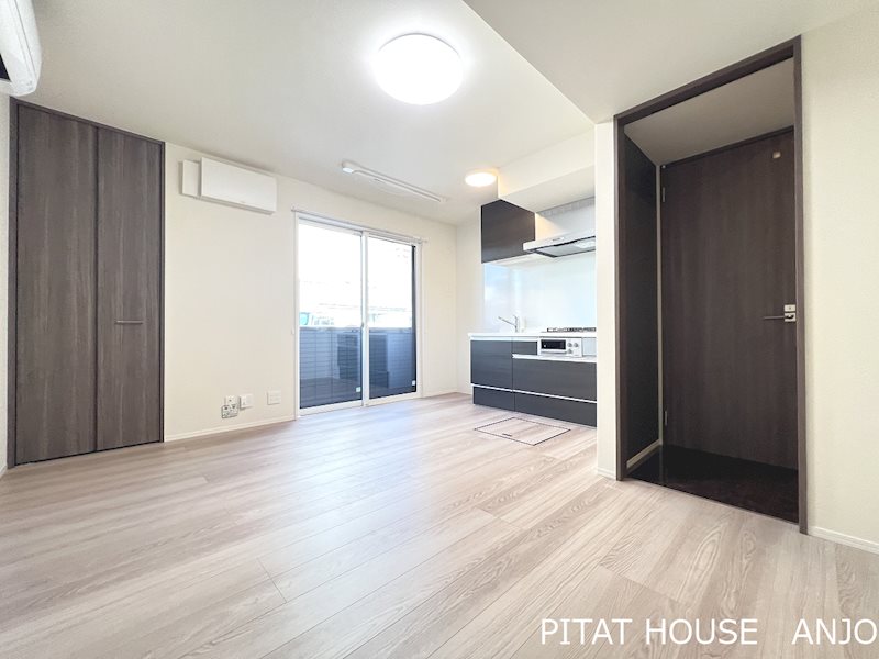 居室・リビング　参考写真１０２