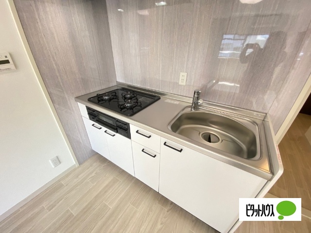キッチン　同物件別室写真