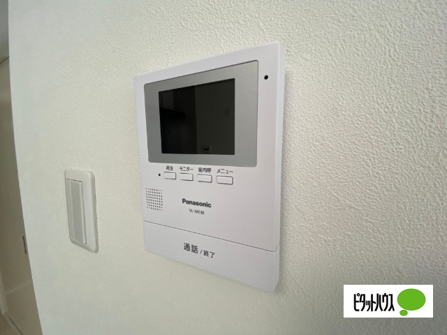 バルコニー　同物件別室写真