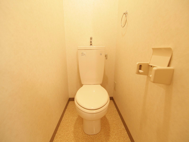 トイレ　洋式トイレ（温水洗浄便座設置可）
