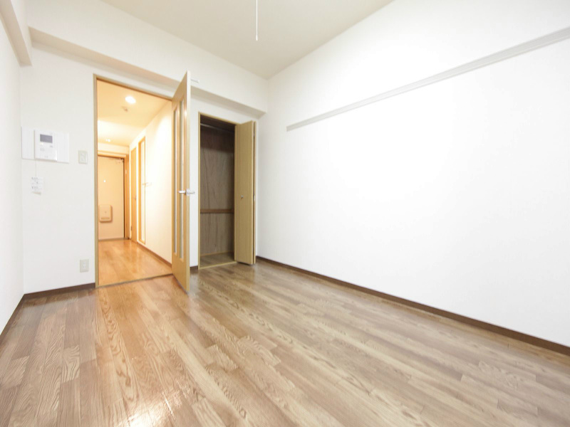 居室・リビング　洋室7.5帖　クローゼット（収納充実してます）