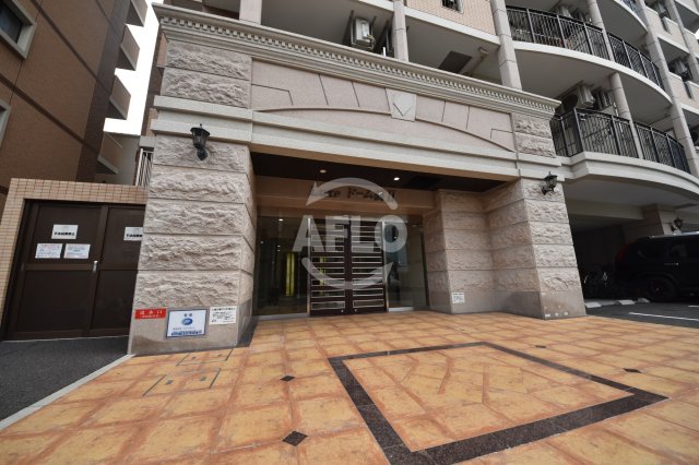 エントランス　ラグゼドーム前II　エントランス