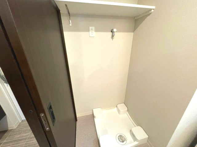 その他部屋・スペース　同間取り反転タイプを表示しています