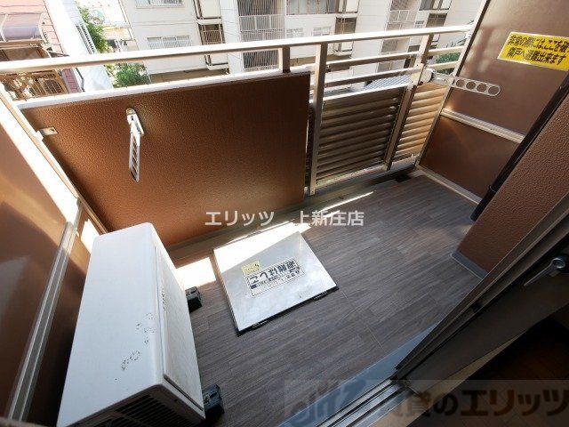 バルコニー　バルコニー