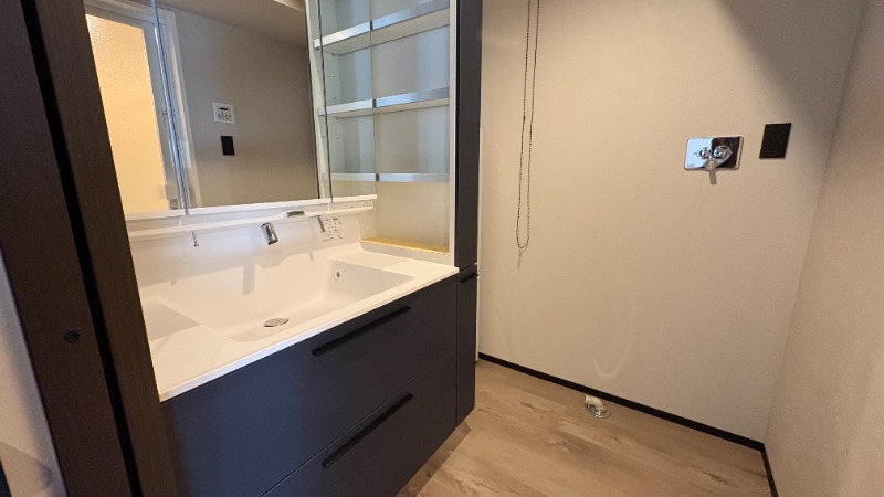 洗面設備　広々脱衣所