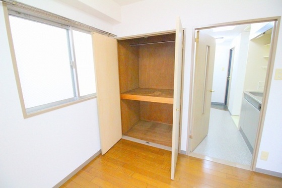 収納　※別部屋の写真です