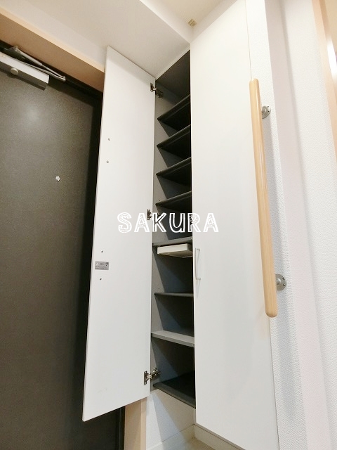 玄関　大容量のシューズボックス♪