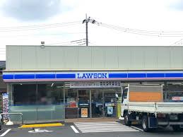 コンビニ　ローソン足立加平インター店（コンビニ）まで393m